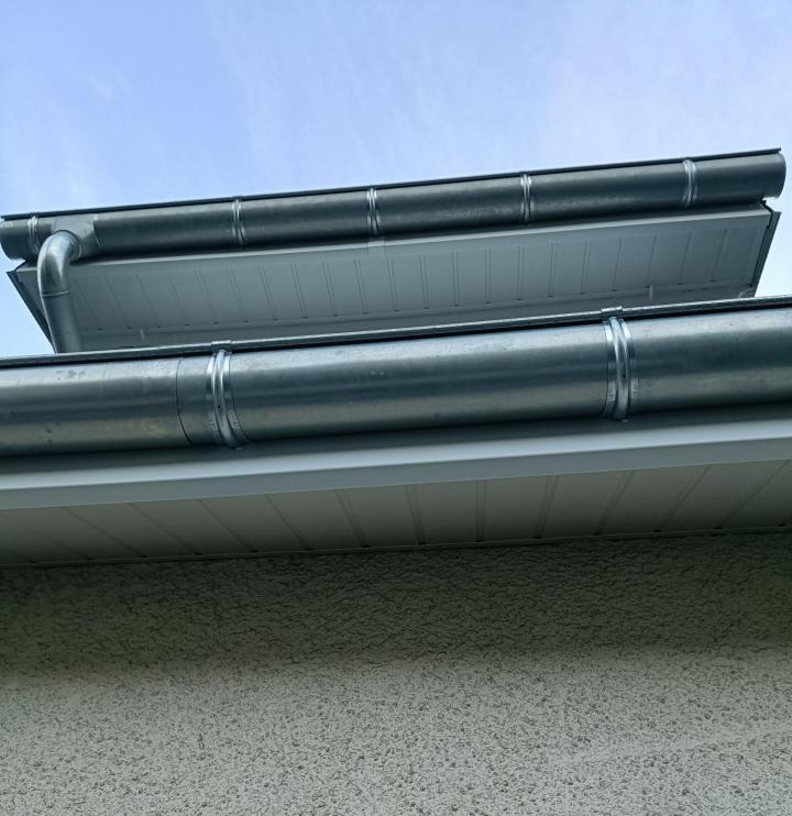 Pose de lames PVC de qualité à Bourges